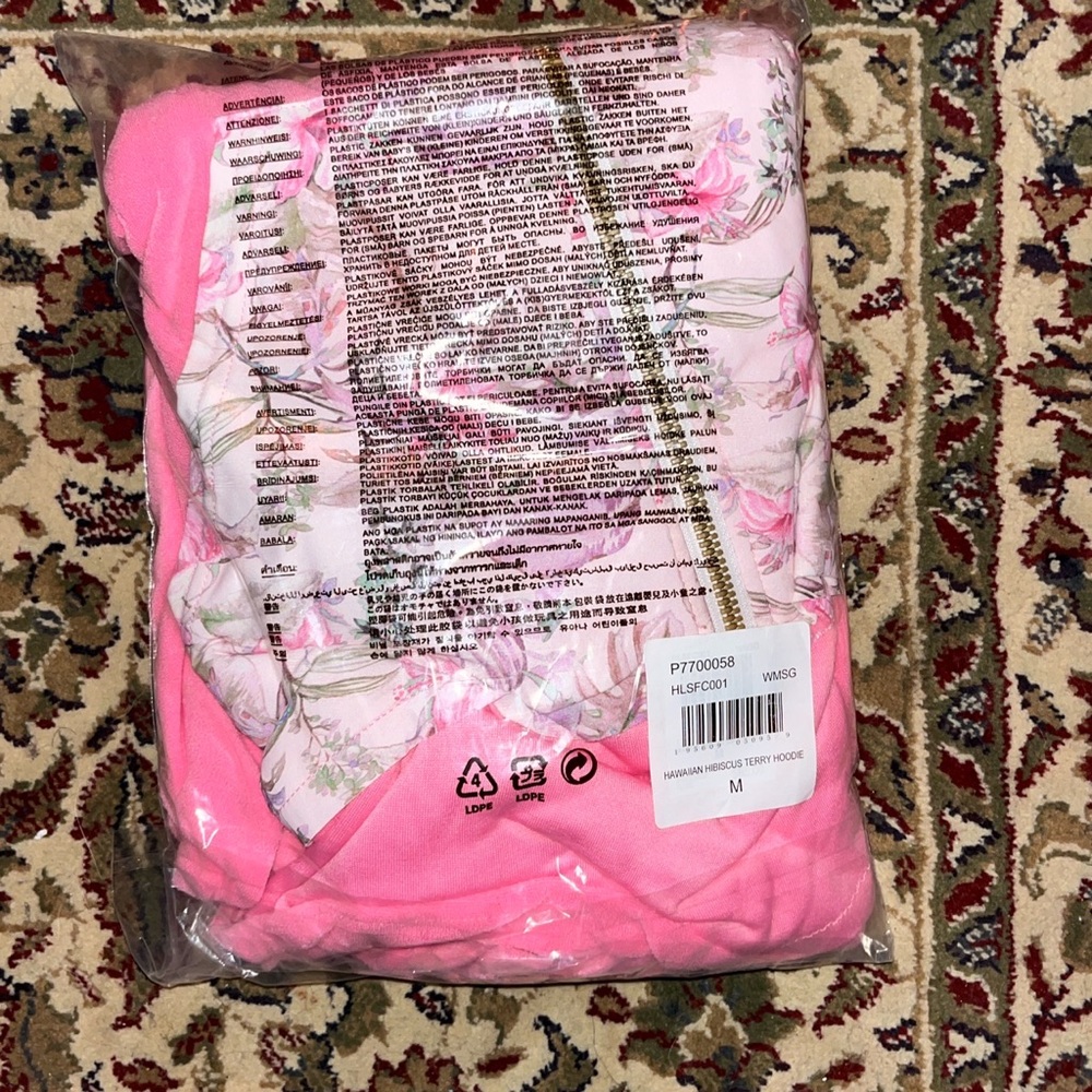 Brand new Hurley Hawaiian Hibiscus Terry Hoodie. Never been worn. - Picture 5 of 6
